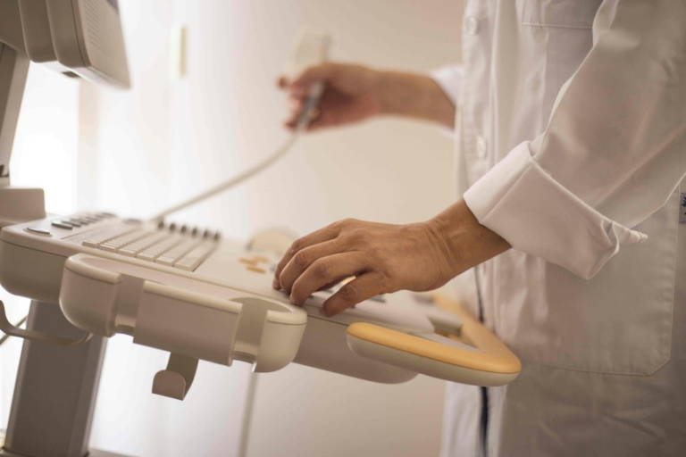 Application of medical-grade WPU coating on the precision medical device surface